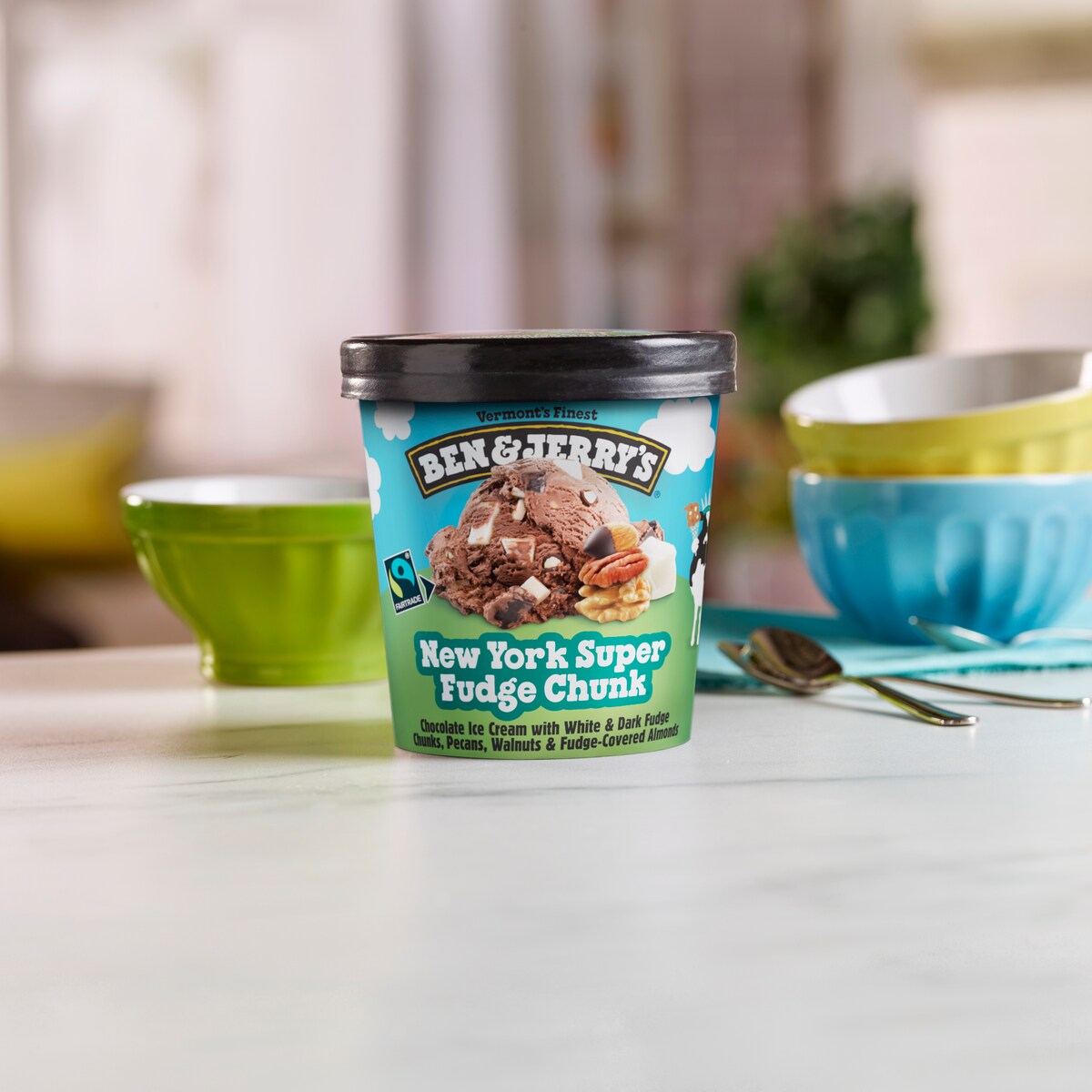 New York Super Fudge Chunk Ice Cream - Pint 3 / 5